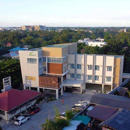 Jrp Vanyard Resort Hotel Калибо Экстерьер фото