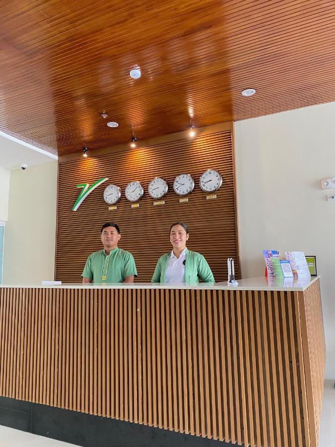 Jrp Vanyard Resort Hotel Калибо Экстерьер фото